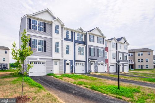 202 Ctr St, Hanover PA 17331-2829 exterior