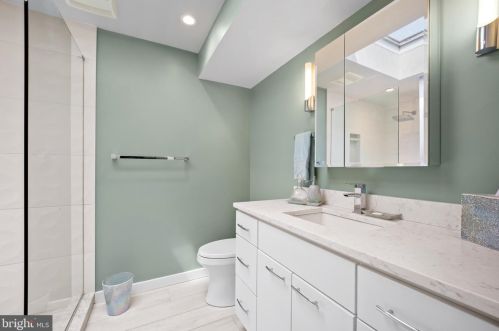 331 2nd St, Philadelphia PA 19122-3324 exterior