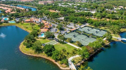 4058 Los Altos Ct, Naples FL 34109-1301 exterior