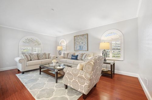 1292 Bent Pine Cv, Fort Pierce FL 34986-2102 exterior