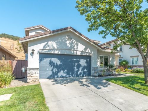 1961 Broadford Dr, Folsom, CA 95630-6116