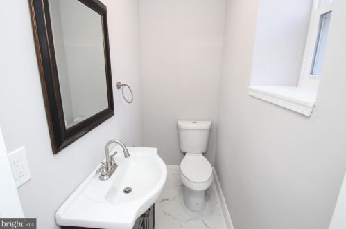 2718 28 St, Philadelphia PA 19132-2528 exterior