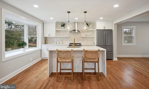 9920 Woodburn Rd, Silver Spring MD  20901-2731 exterior