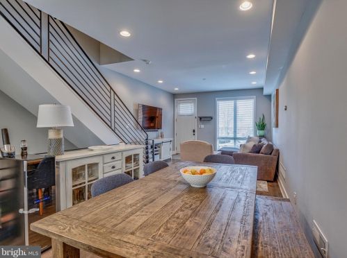 1333 2nd St, Philadelphia PA 19122-0033 exterior