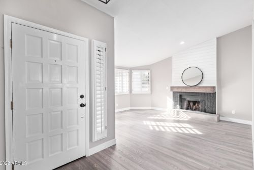 19605 36 Pl, Phoenix AZ 85050-8387 exterior