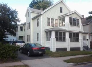 81 Clantoy St, Springfield, MA 01104-2445