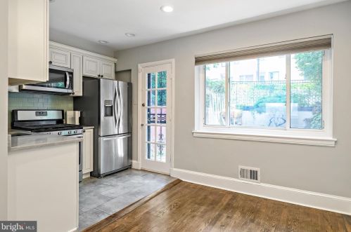 1338 Dexter Ter, Washington DC 20020-5203 exterior