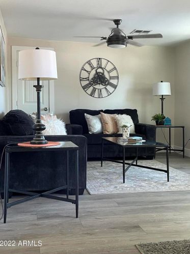 8816 1st St, Phoenix AZ  85020-2802 exterior