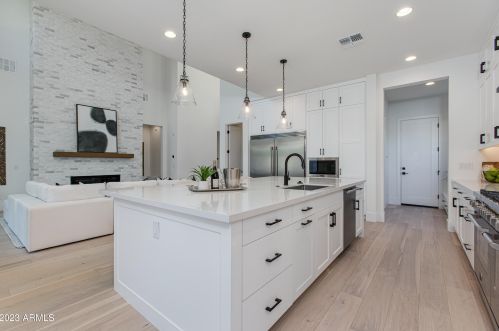 4007 34th St, Phoenix AZ  85040-1820 exterior