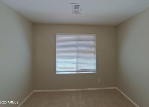 2518 66th Dr, Phoenix AZ  85043-8525 exterior