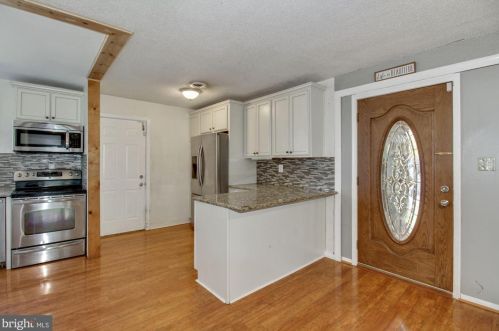 600 Binsted Rd, Glen Burnie MD 21060-7326 exterior