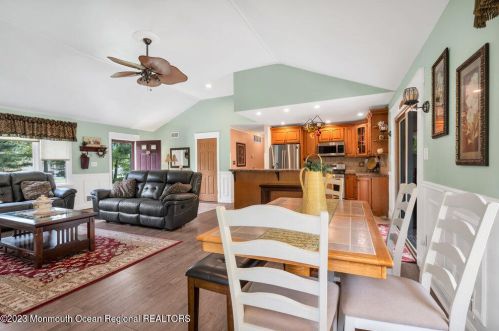 330 Chandler Rd, Jackson Twp NJ 08527-4322 exterior