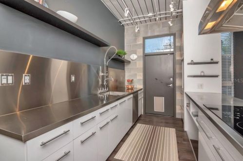 3109 Empedrado St, Tampa FL 33629-7108 exterior