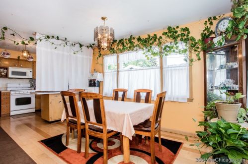 5515 Kildare Ave, Chicago IL 60629-5733 exterior