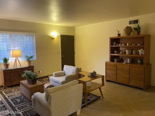 1901 Avenida Prado, Tucson, AZ 85710-7128