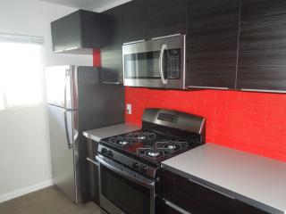 445 Osborn Rd, Phoenix AZ  85013-3806 exterior