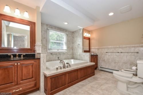 1 Briarcliffe Dr, Scotch Plains NJ 07076-2314 exterior