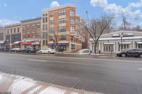 7 Prospect St, Morristown NJ 07960-9300 exterior