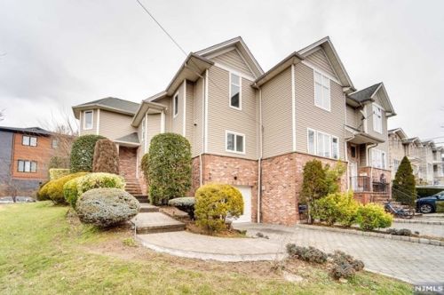 77 Columbia Ave, Palisades Park, NJ 07650-0014