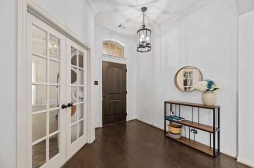 7062 Belteau Ln, Dallas TX  75227-1355 exterior