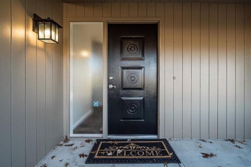 12532 Fee Fee Rd, Saint Louis, MO 63146-3808