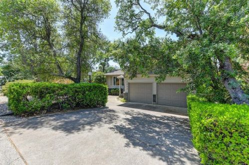 2688 King Richard Dr, Folsom, CA 95762-4137