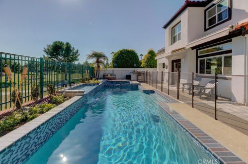 12080 Riviera, Tustin CA  92782-1203 exterior