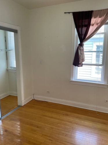 2947 Lawndale Ave, Chicago IL 60655-3313 exterior