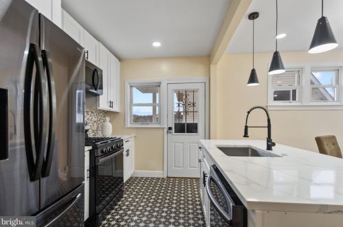 2225 Shepherd St, Washington DC  20018-3141 exterior