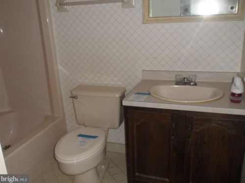 2312 Parallel Ln, Silver Spring MD 20904-5450 exterior