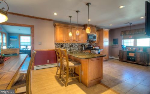 35 Collingswood Ave, Camden NJ 08107-1243 exterior