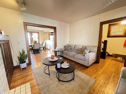 18 Beltzhoover Ave, Pittsburgh PA  15210-1010 exterior