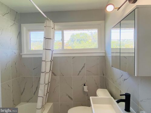 1209 Veirs Ml Rd, Rockville MD 20853-3534 exterior