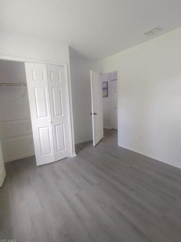 1740 20 Ave, Naples FL 34120-2317 exterior