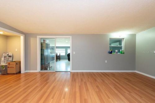 4104 Bay Ave, Tampa FL 33616-1210 exterior