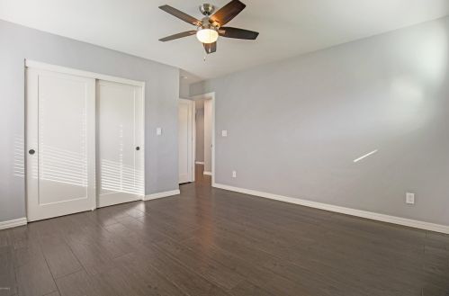 2928 18 Ave, Phoenix AZ 85015-5247 exterior