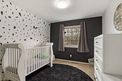 721 Darlington Ln, Bull Valley IL 60014-7873 exterior