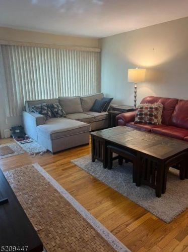 260 Boyle Ave, Paterson, NJ 07512-2162