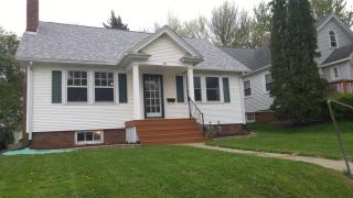 229 18th St, Cedar Rapids IA  52405-4709 exterior