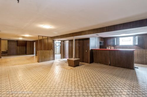 11256 Sacramento, Chicago IL 60655-2005 exterior