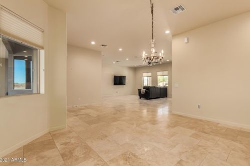 38421 19 Ave, Phoenix AZ 85009 exterior