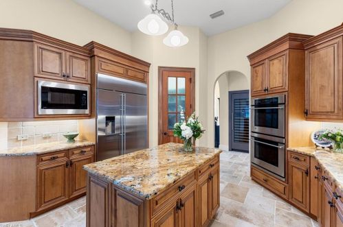 29130 Marcello, Naples FL 34110-2777 exterior