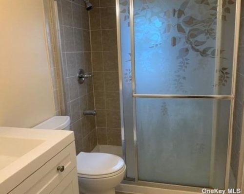 103 Boden Ave, Valley Stream NY  11580-5130 exterior