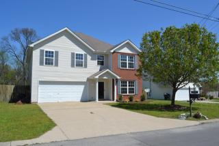 710 General Barksdale Dr, Smyrna, TN 37167-6435