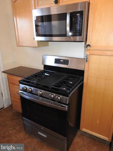 1826 4th St, Washington DC  20002-1575 exterior