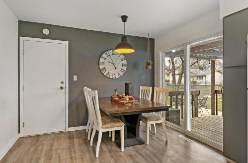 721 Darlington Ln, Bull Valley IL 60014-7873 exterior