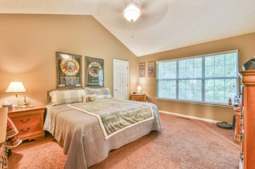 5466 Hulsey Cir, Gainesville GA 30504-5105 exterior