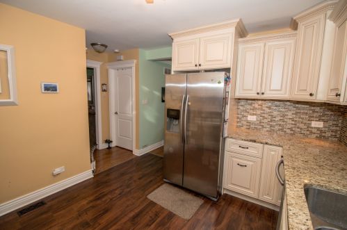 5624 Melvina Ave, Chicago IL 60646-1123 exterior