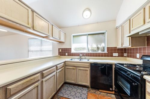 4719 Castleman Dr, Austin TX 78725-1720 exterior