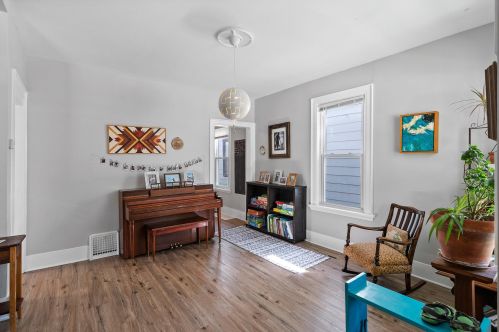 3232 Booth St, Milwaukee WI  53212-2136 exterior